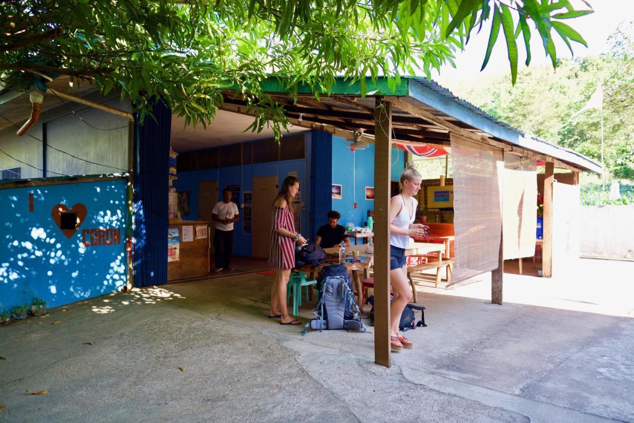Fat Monkey Hostel Corón Exterior foto